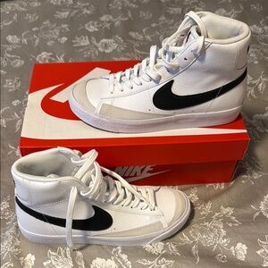 Nike Blazer Mid ‘77 (GS)